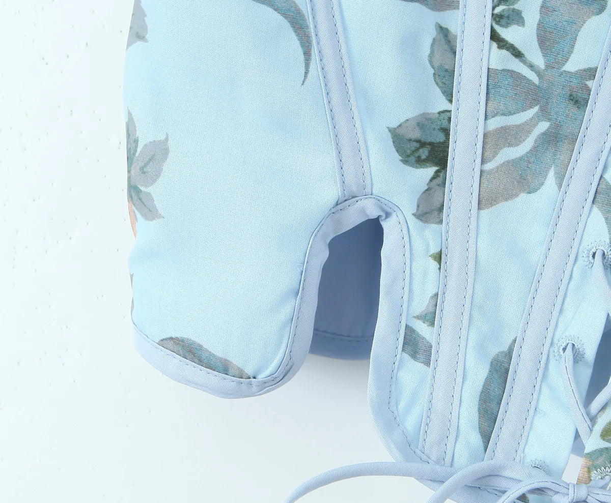 PENY FLORAL LACE UP TOP