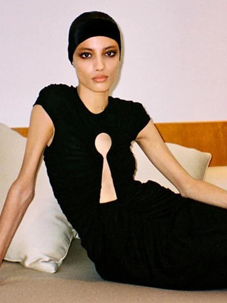 CATHERINE KEY HOLE MAXI DRESS