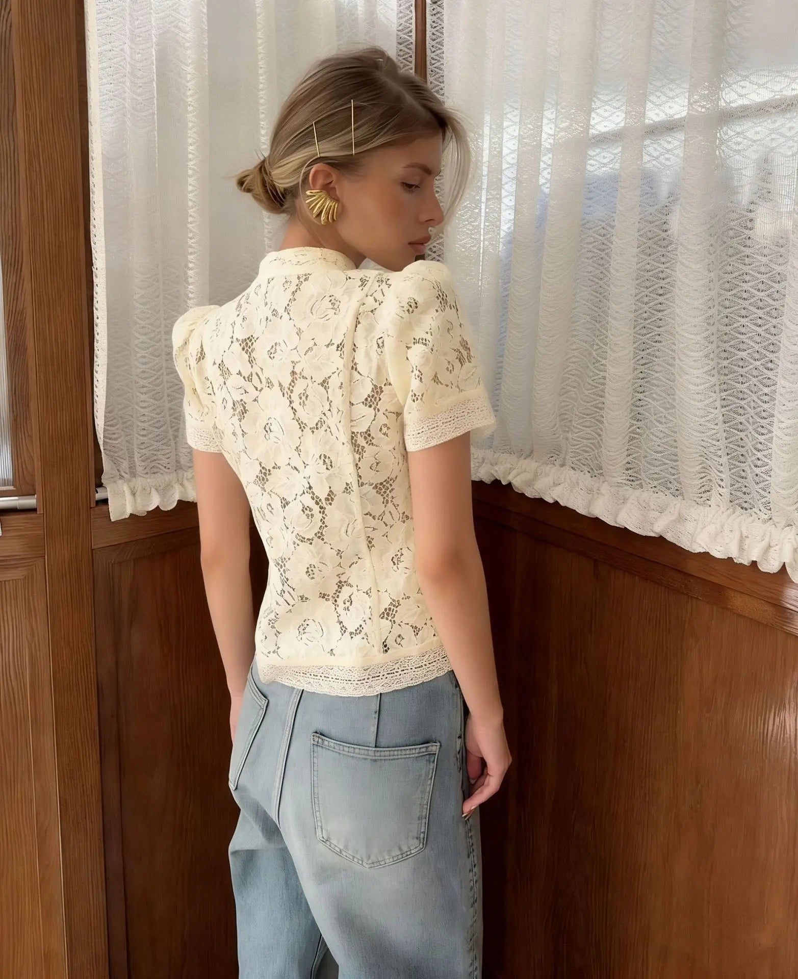 IMERA LACE BLOUSE